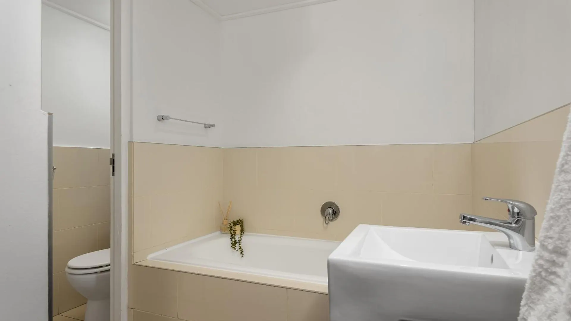 Manhattan Wharfside 207 Cape Town Apartment